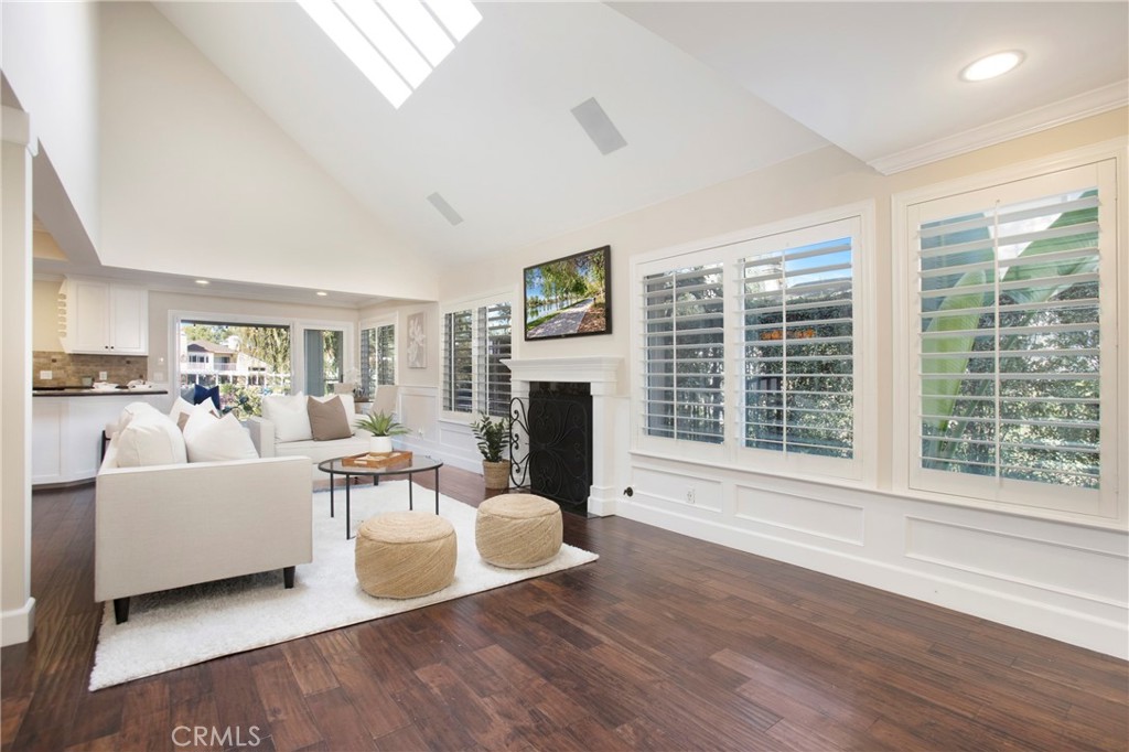 Lake Forest Keys (LK) - Residential