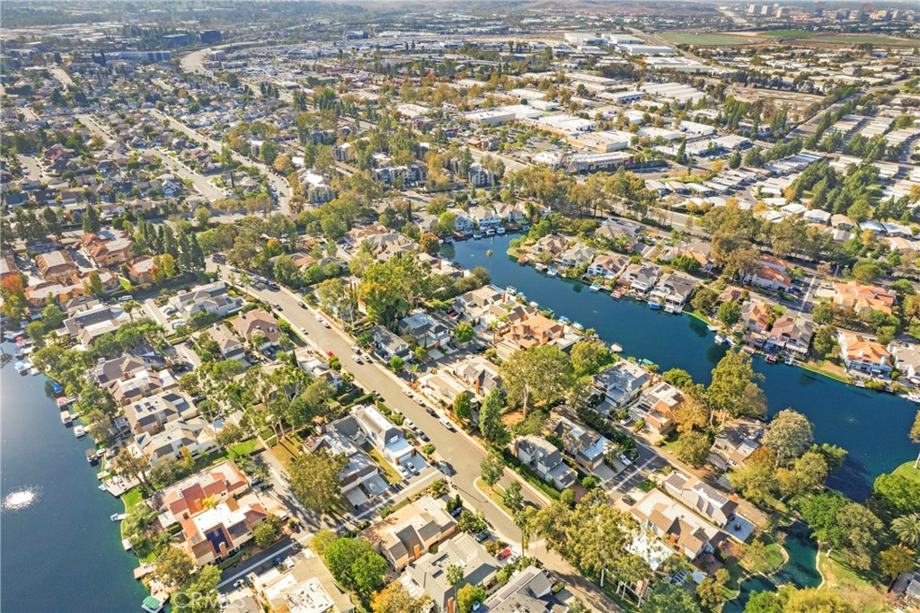 Lake Forest Keys (LK) - Residential