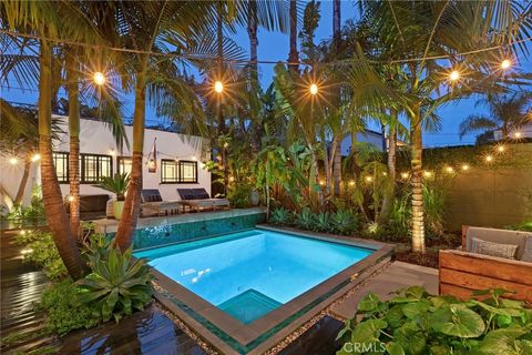 Photo of 737 N Orange Drive, Los Angeles, CA 90038 (MLS # BB26116820)