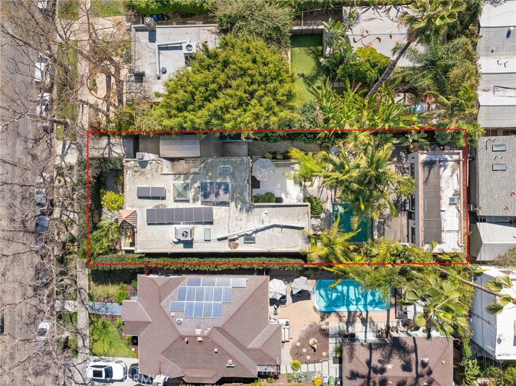 737 N Orange Drive