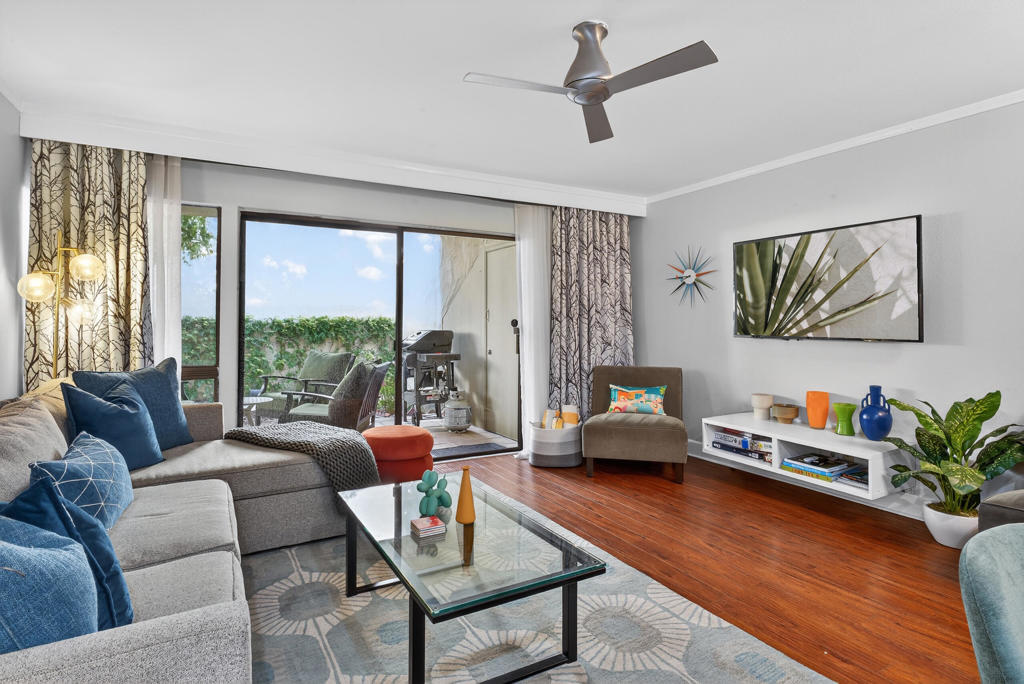 Smoketree Racquet Cl - Residential