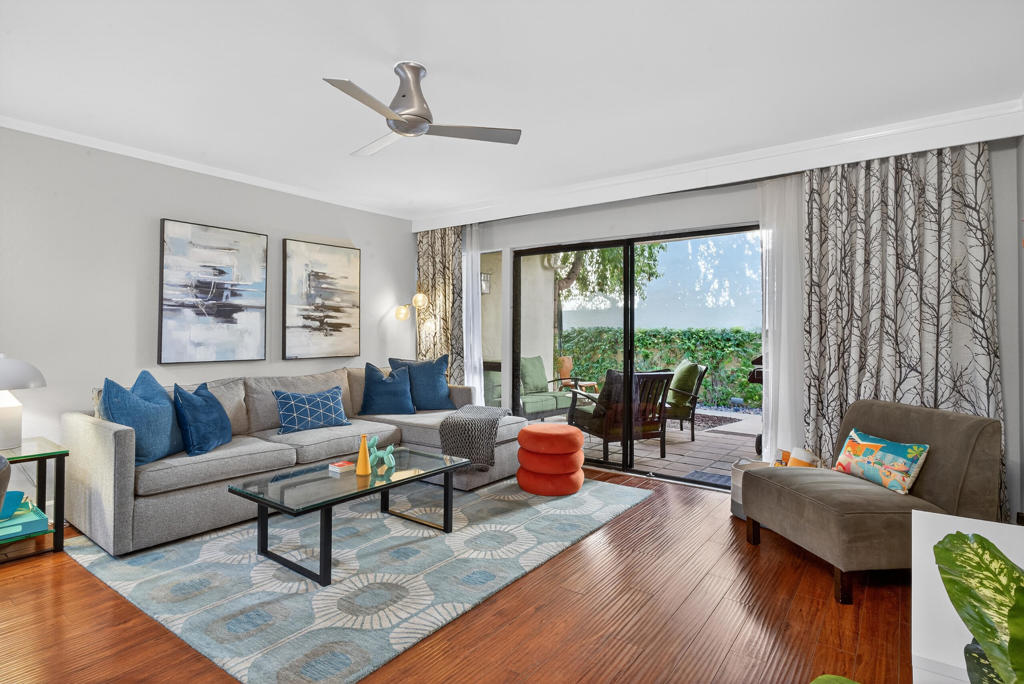 Smoketree Racquet Cl - Residential