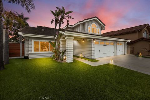 Tiny photo for 6 Sand Pointe, Laguna Niguel, CA 92677 (MLS # PW25232724)