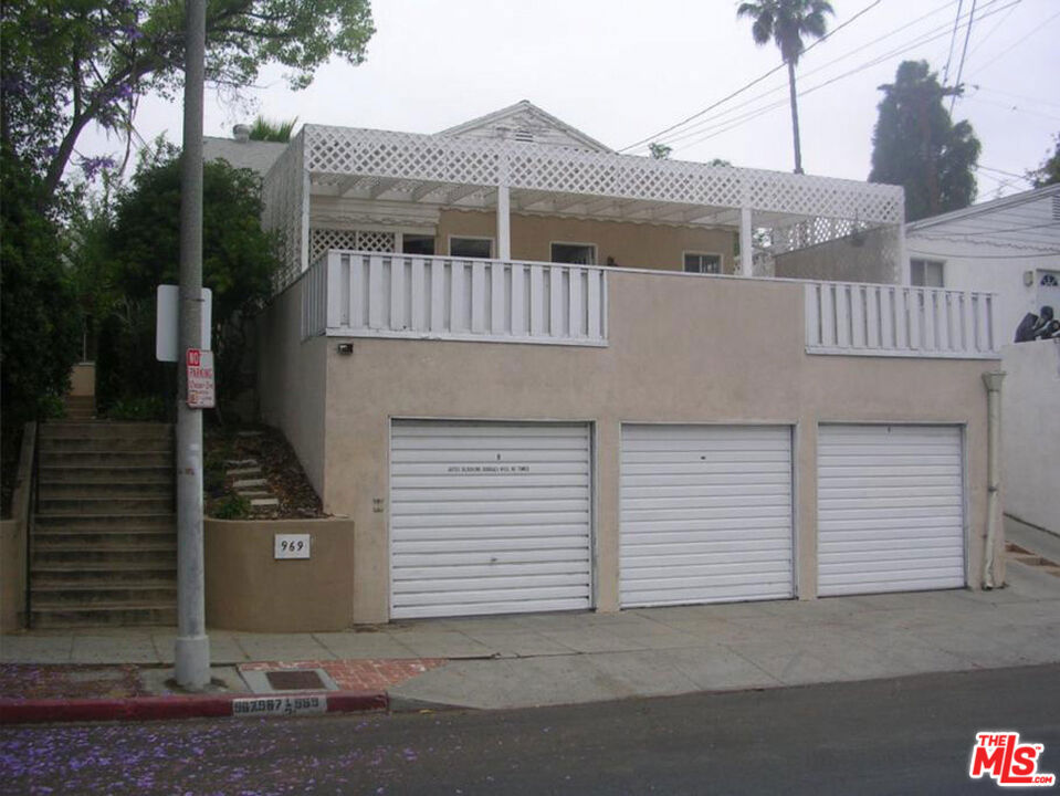 967 Lucile Avenue is a triplex in the prime location of Silver Lake. Flat on top of the hill with a panoramic view of Hollywood Hills. Trendy restaurants such as Bacari Silver Lake and 33 Taps Silver Lake are within minutes. Bellevue Park and Recreation Center is nearby. Adjacent property is also for sale (975 Lucile). Making this an incredible investment opportunity - potential to add ADUs (subject to verification), acquiring the adjacent property and combining the two for future development. Both would create strong potential to increase cash flow and long-term value.
