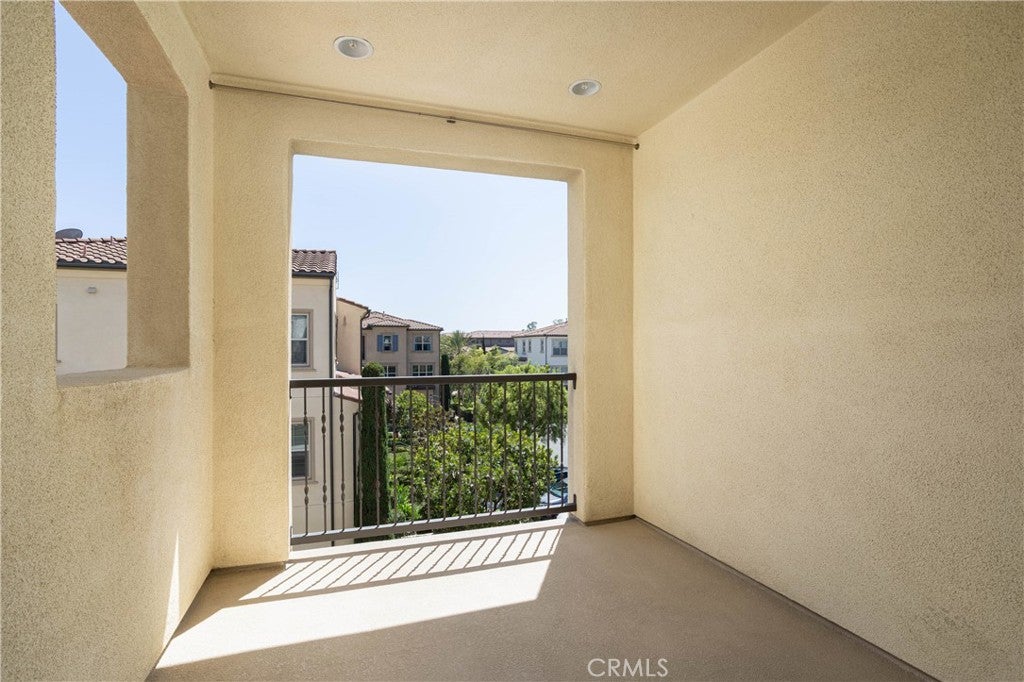 63 Origin, Irvine CA 92618 - Photo 18
