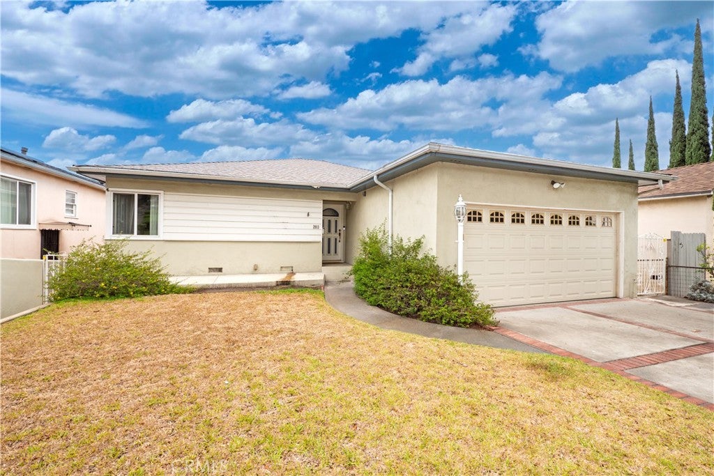 2913 Montezuma