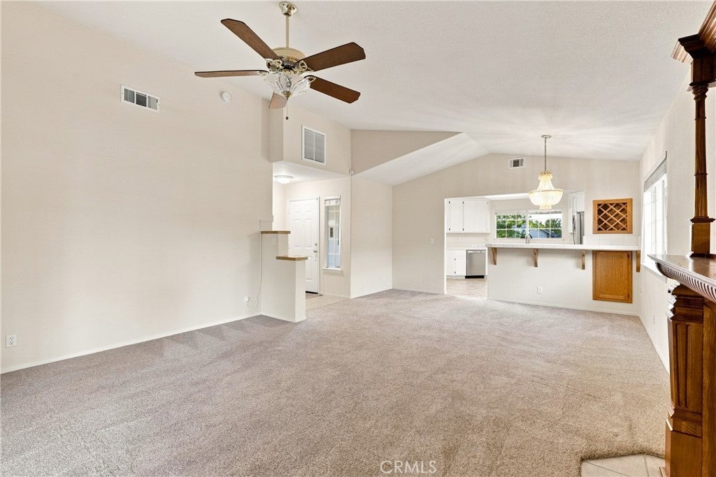 1808 Willowbank