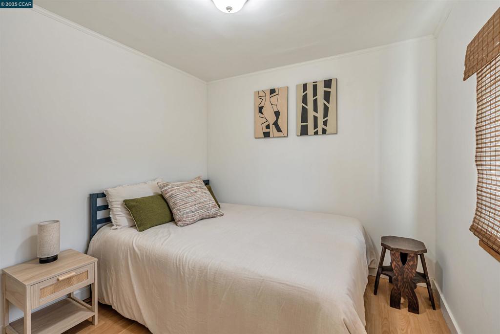 WEST OAKLAND - Residential