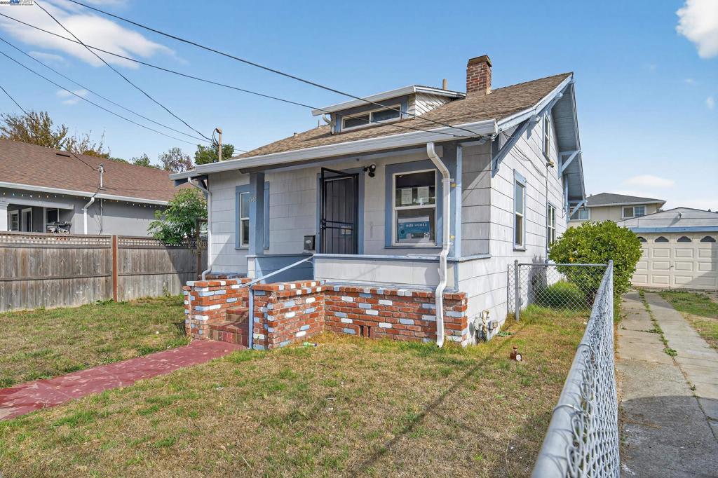 E OAKLAND - Residential