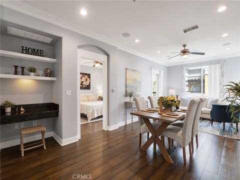 Photo of 24507 Town Center Dr #7418, Valencia, CA 91355 (MLS # SR26047438)