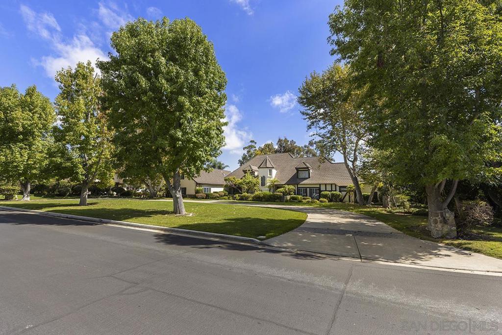 Rancho Santa Fe - Residential Lease