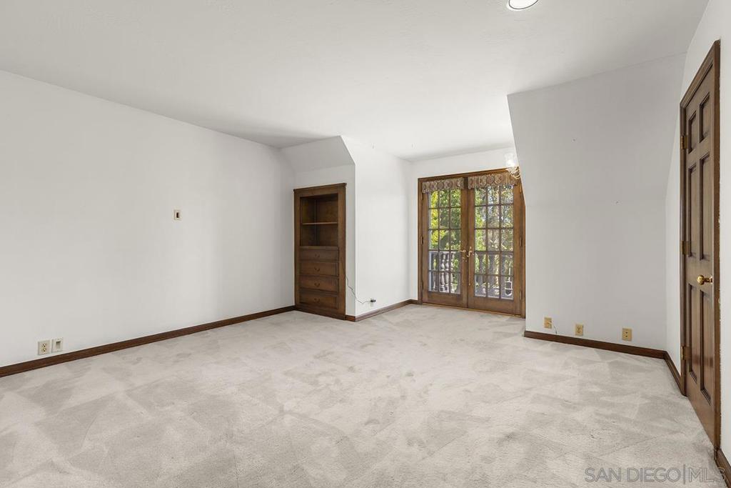 Rancho Santa Fe - Residential Lease