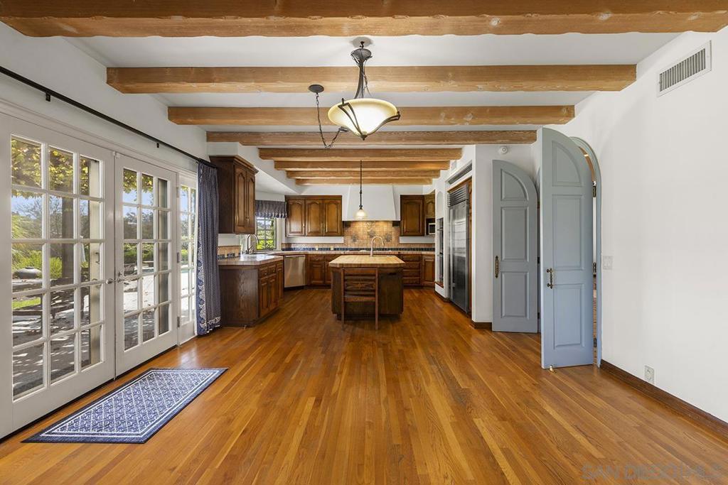 Rancho Santa Fe - Residential Lease