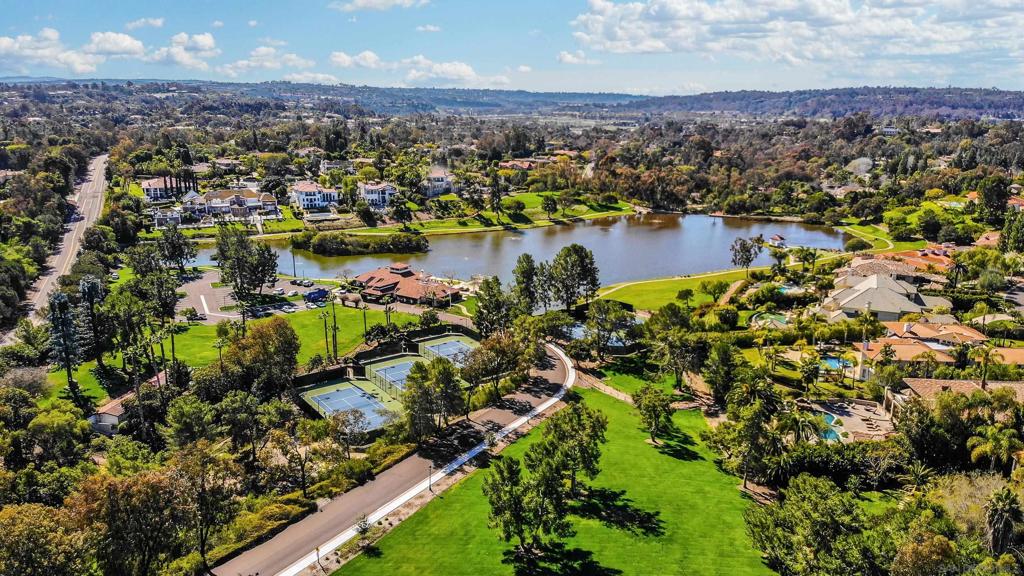 Rancho Santa Fe - Residential Lease