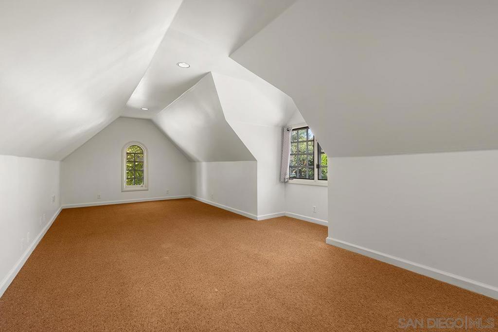 Rancho Santa Fe - Residential Lease