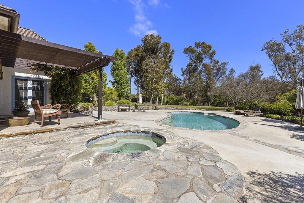 Rancho Santa Fe - Residential Lease