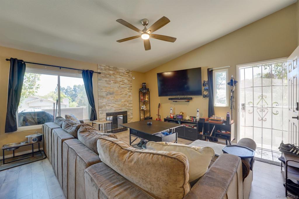 11517 Fury Ln 58