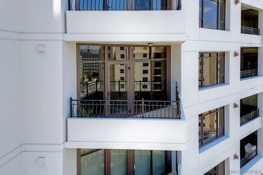 700 W Harbor Dr 1306