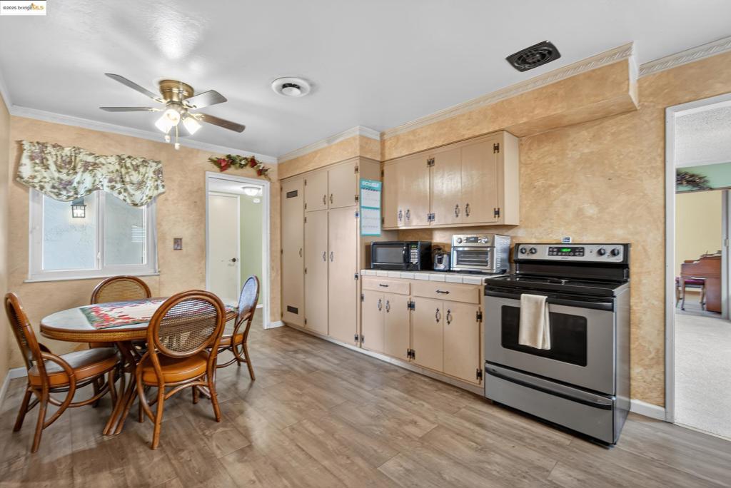 DELTA ESTATES - Residential