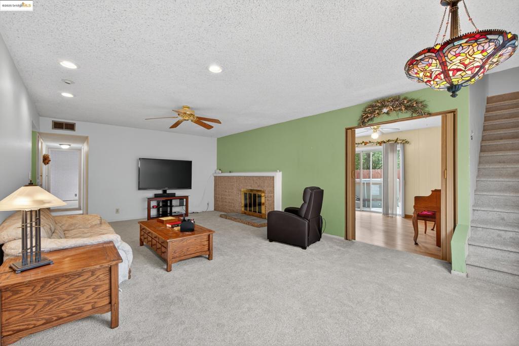 DELTA ESTATES - Residential