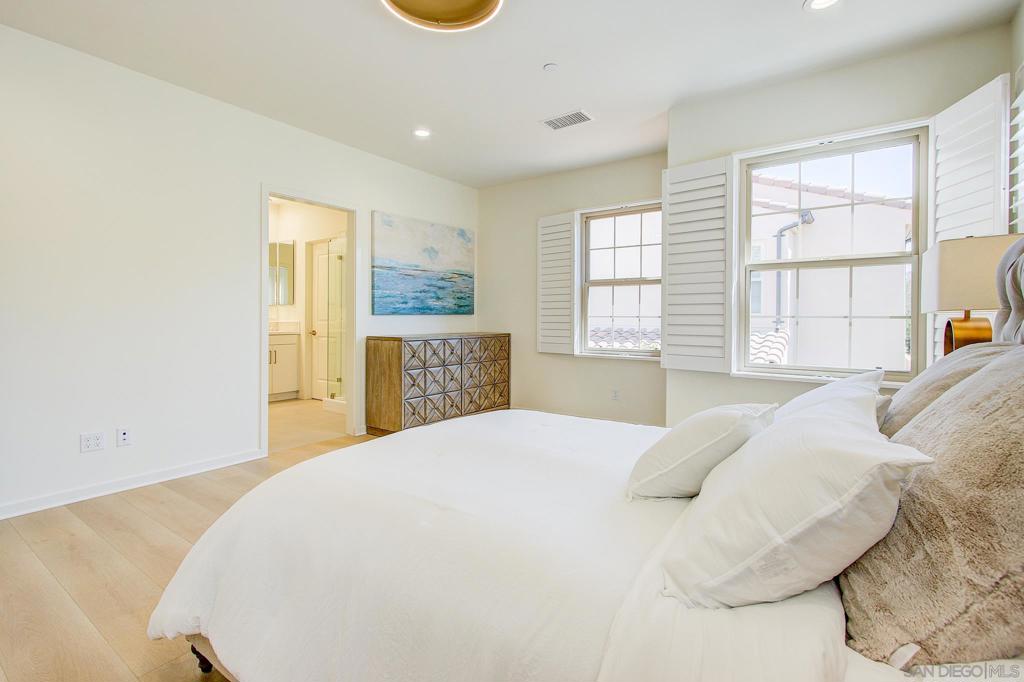112 Excursion, Irvine CA 92618 - Photo 17