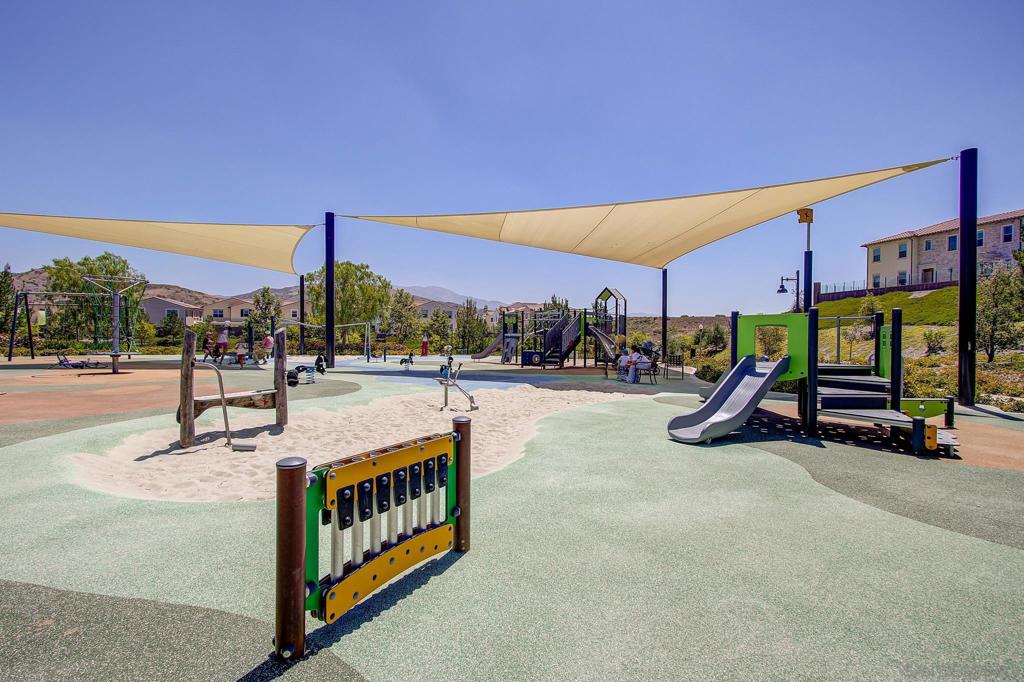112 Excursion, Irvine CA 92618 - Photo 31