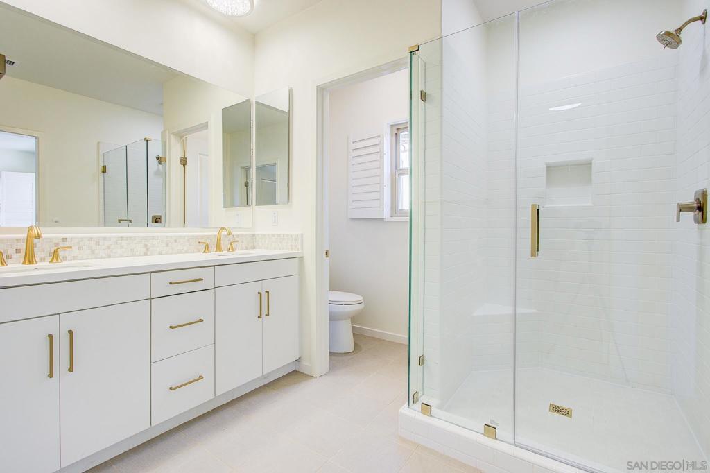112 Excursion, Irvine CA 92618 - Photo 19