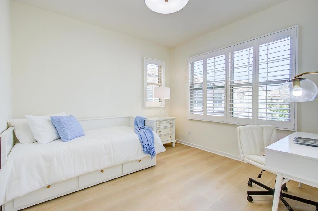 112 Excursion, Irvine CA 92618 - Photo 25