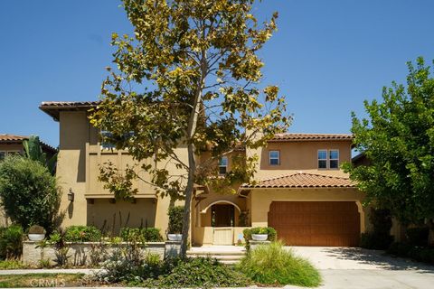 Photo of 117 Cruiser, Irvine, CA 92618 (MLS # OC25103472) Photo of 117 Cruiser, Irvine, CA 92618 (MLS # OC25103472)