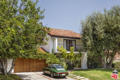 4317 Park Fortuna Calabasas CA 91302