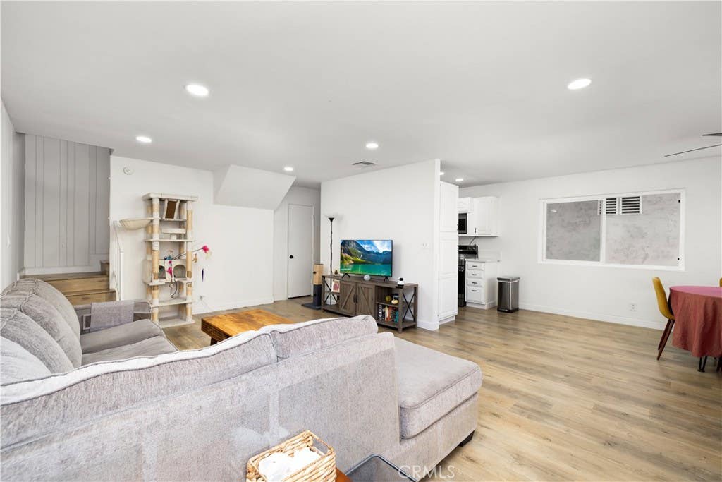 Photo of 10757 Hortense #307, North Hollywood, CA 91602 (MLS # GD26131288)