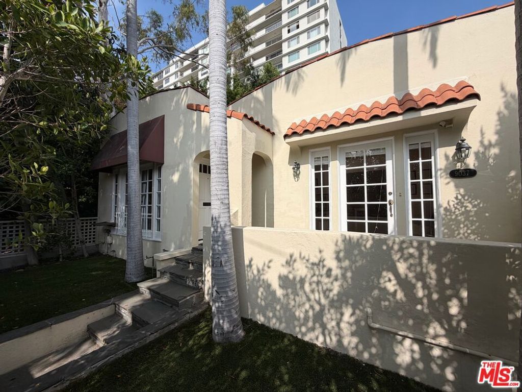 Photo of 9037 Elevado Street, West Hollywood, CA 90069 (MLS # 26650939)