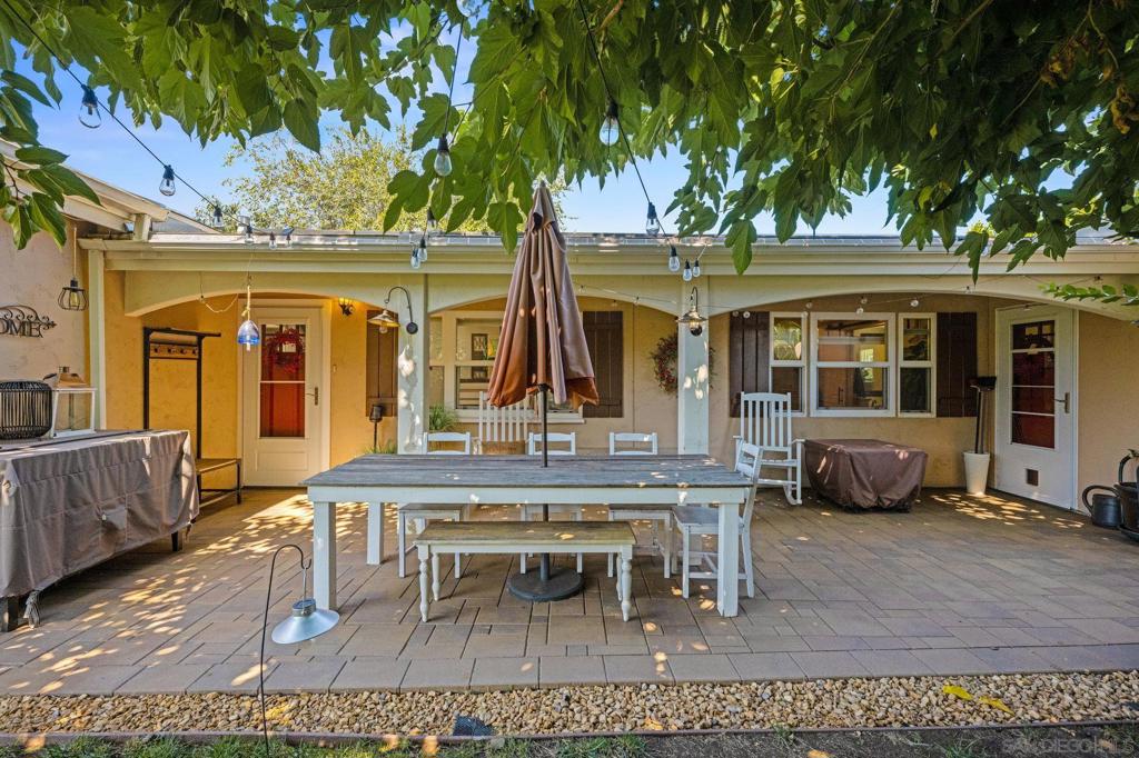 2120 Mountain View Drive