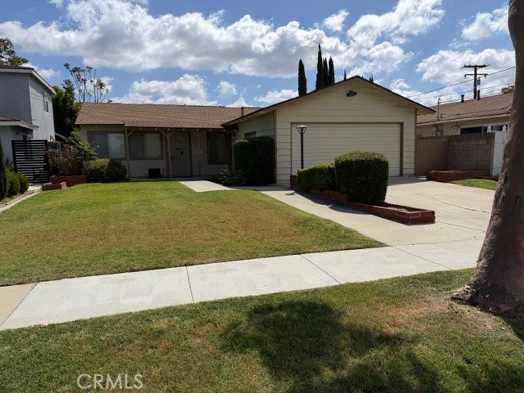 Photo of 20626 Roseton Ave, Lakewood, CA 90715 (MLS # PW26080582)