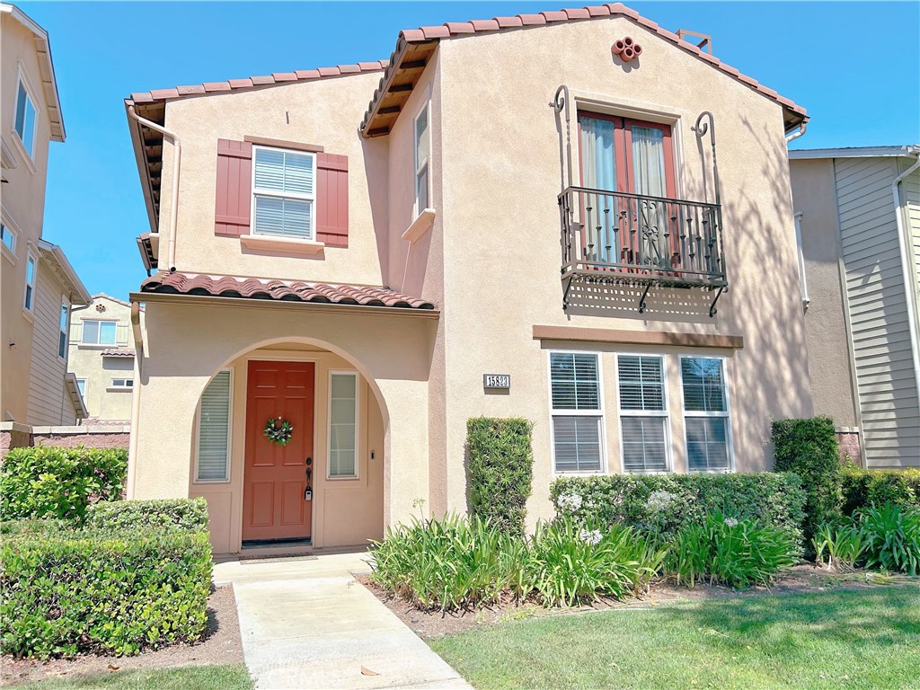 Ready to move in! This beautifully designed three-story single-family home is located in a quiet neighborhood in Chino and offers both comfort and convenience — perfect for move-in ready living. The first floor features a spacious living room, open-concept kitchen, dining area, and a guest half bath, ideal for daily living and entertaining. The second floor includes three bedrooms and two full bathrooms, providing a private and cozy retreat. On the third floor, an additional full bathroom and a large open loft that can be used as a fourth bedroom, family room, or kids’ play area.
The home comes fully furnished and equipped with all appliances, along with a two-car garage and a private yard.