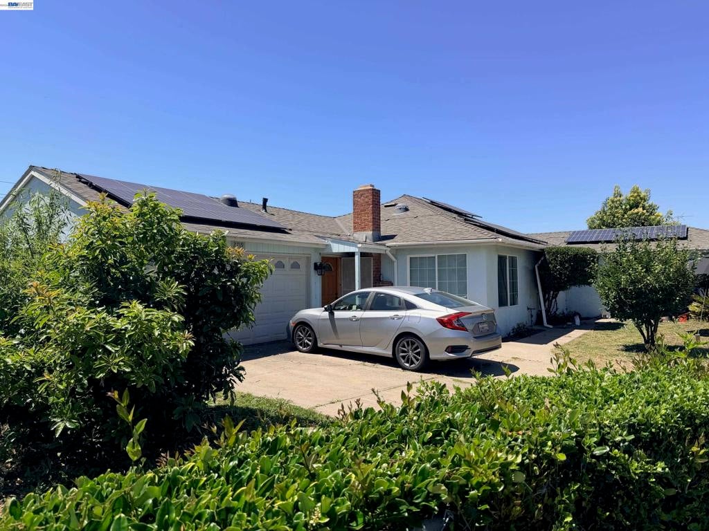 2719 Xavier St, East Palo Alto CA 94303