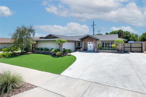 Photo of 582 S Nutwood Street, Orange, CA 92869 (MLS # PW26150598)