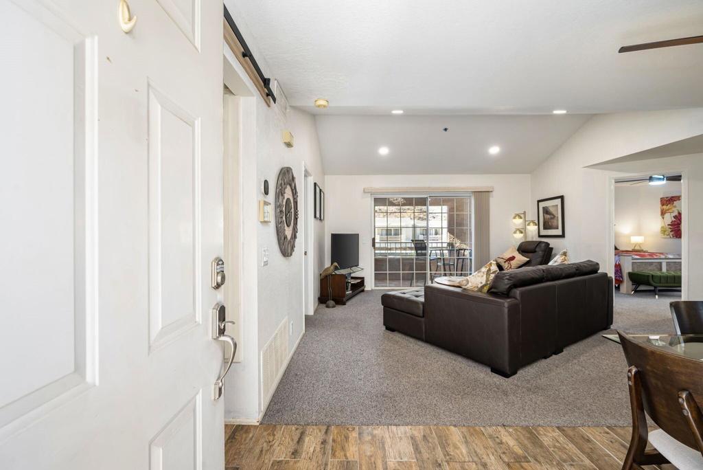 2700 Lawrence Crossley Road 22