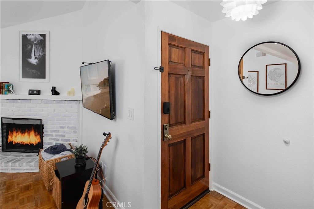 Photo of 7135 Firmament #25, Van Nuys, CA 91406 (MLS # SR25254261)