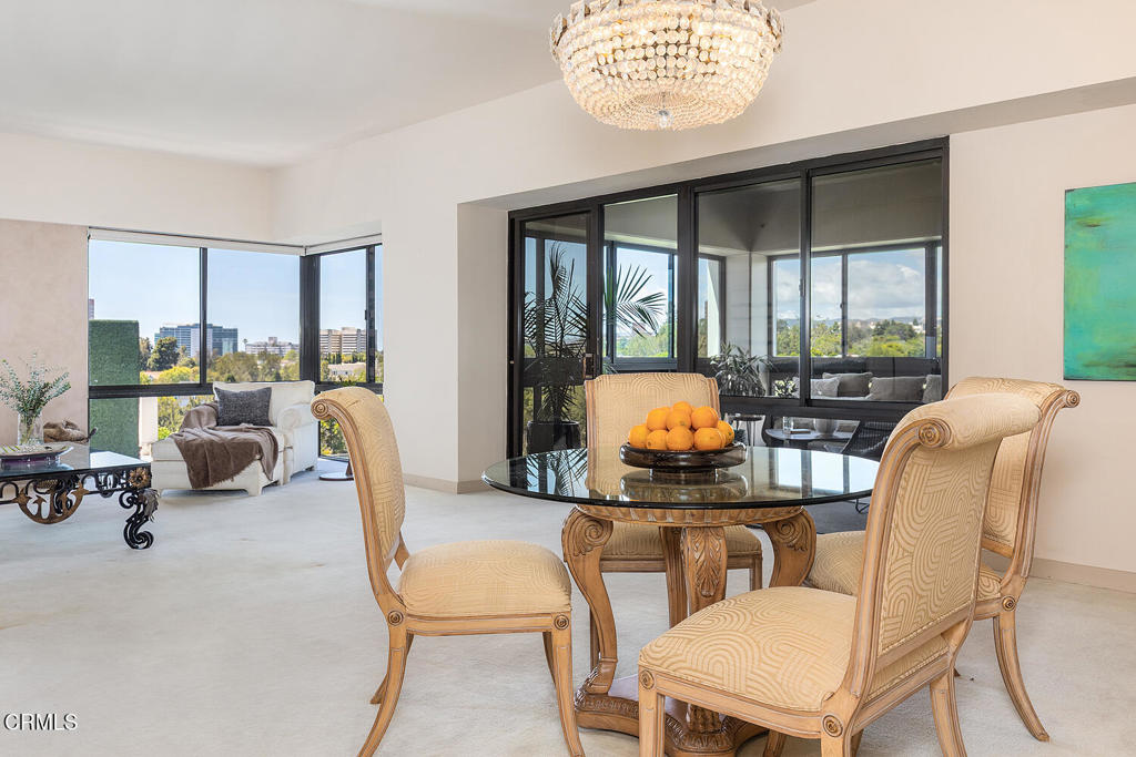 10445 Wilshire Boulevard 604