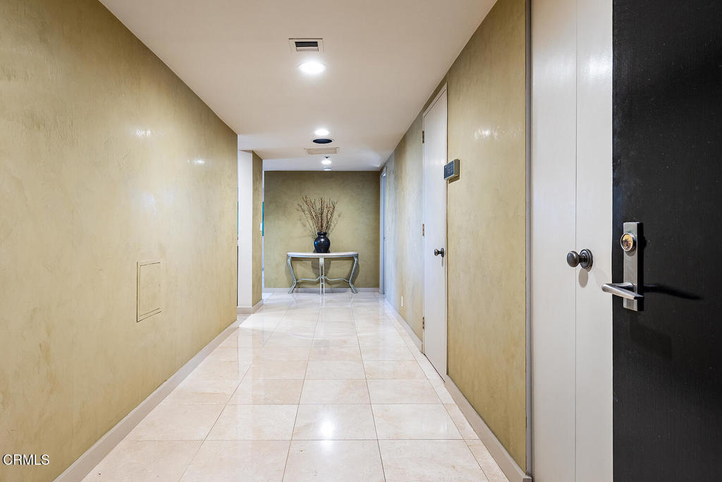 10445 Wilshire Boulevard 604