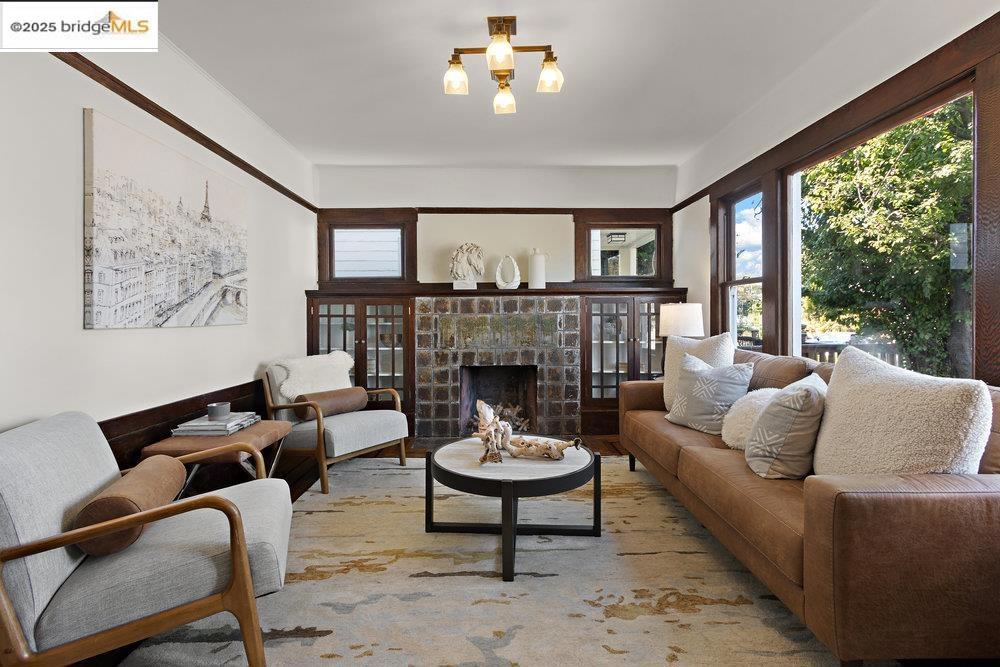 SOUTH BERKELEY - Residential