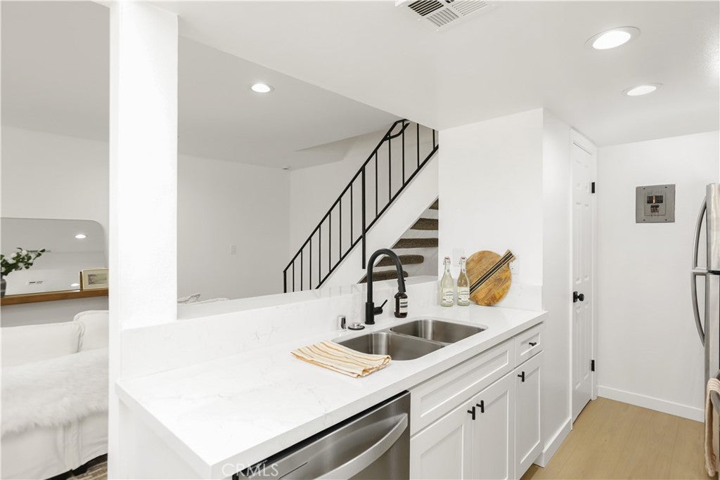 16635 Viewpoint 11b