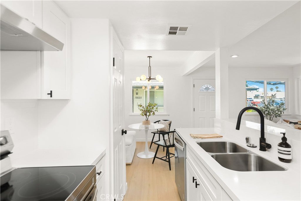 16635 Viewpoint 11b