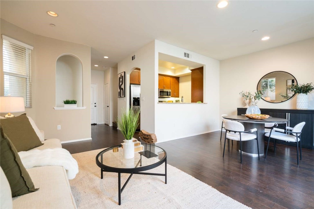 9562 Sundance Street