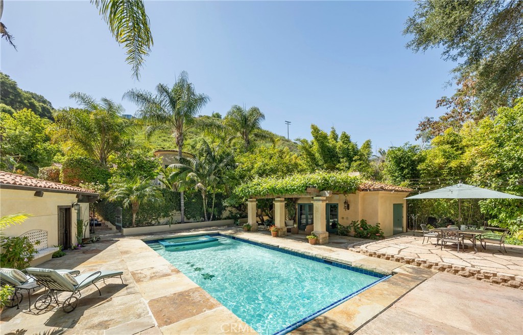 1493 Sycamore Canyon Road