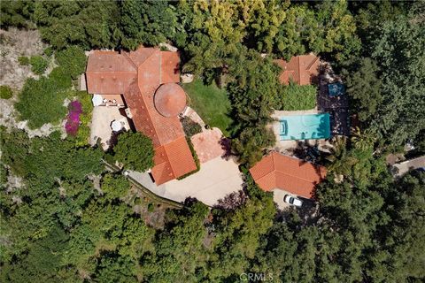 Photo of 1493 Sycamore Canyon Road Rd, Montecito, CA 93108 (MLS # OC26113672)