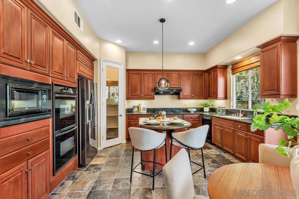 13834 Kerry Lane