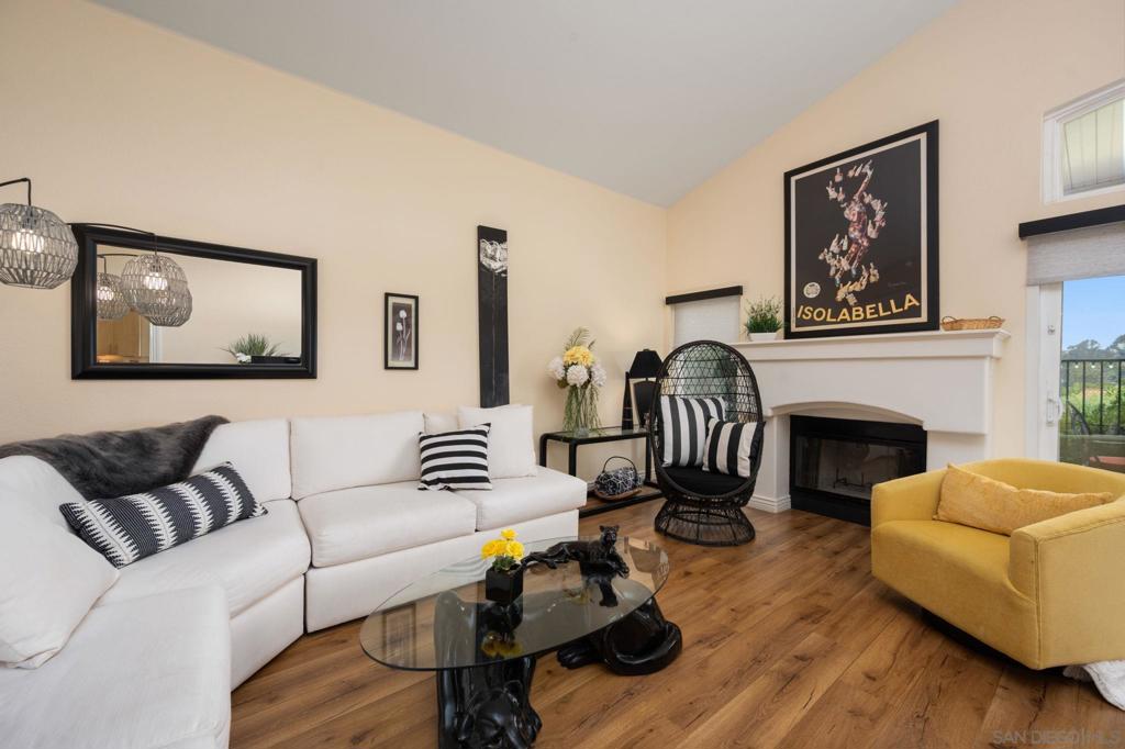 1387 Camino Lorado