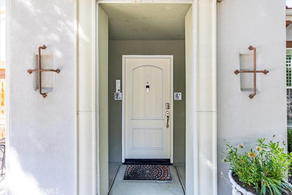 6195 Via Huerto Ct